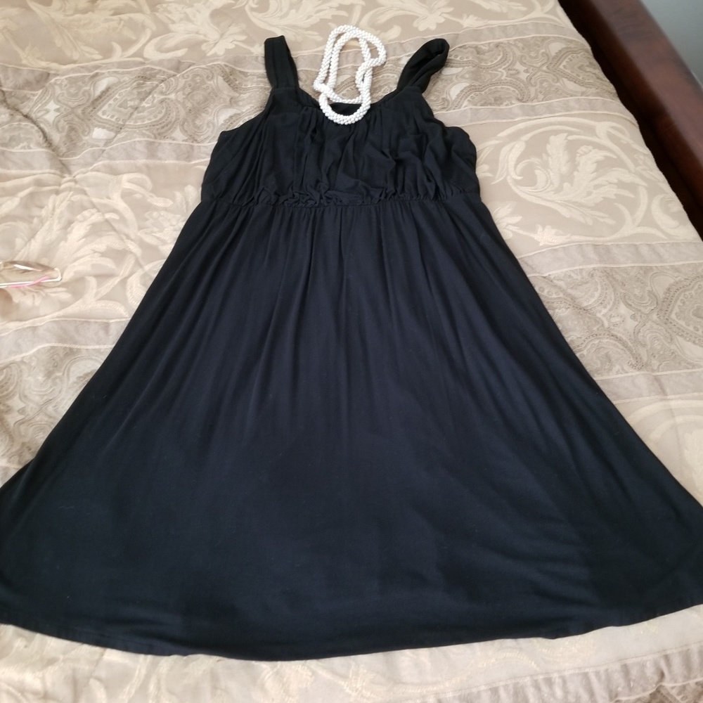 Liz Lange Maternity Dress